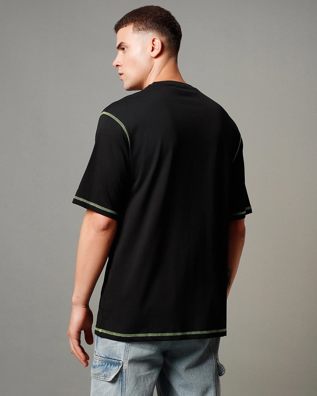 men-s-oversized-solid-t-shirt-579963-1689937153-3.webp
